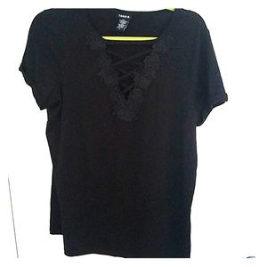 Torrid short sleeve shirt